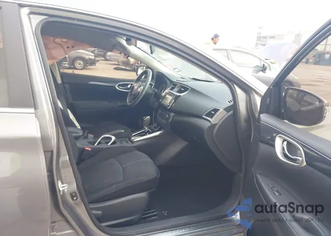 2016 Nissan Sentra Sr z USA, uszkodzony, nr VIN 3N1AB7AP0GY244463